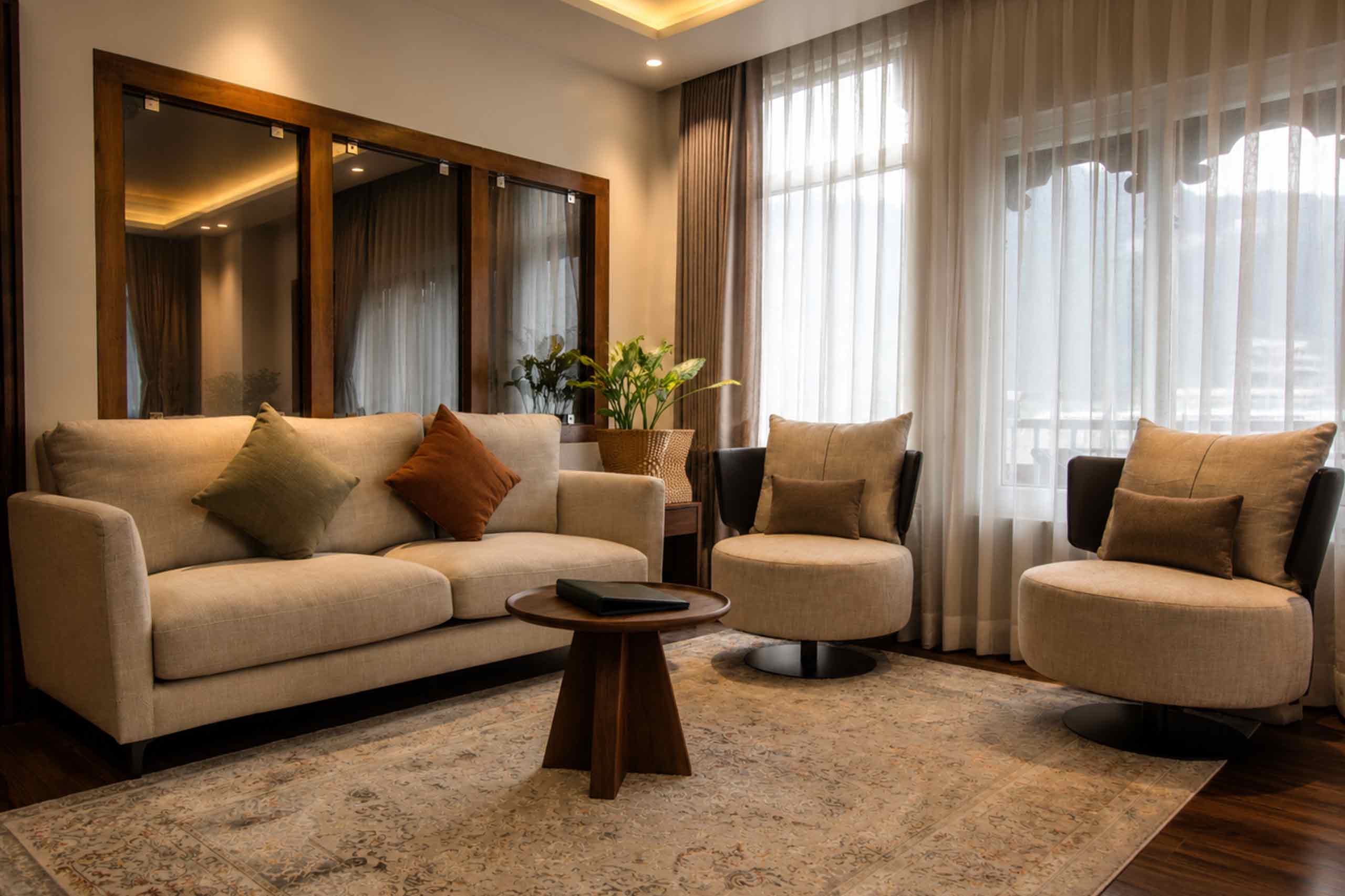 Suite Lounge Area